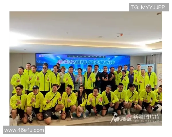 足球明星中国行精彩瞬间回顾与球迷互动热情洋溢的美好时刻