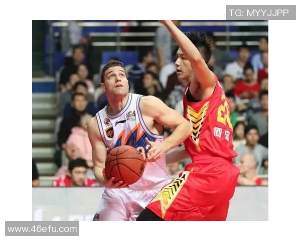 赛后分析：上海篮球队与深圳篮球队的实力对决与战术探讨